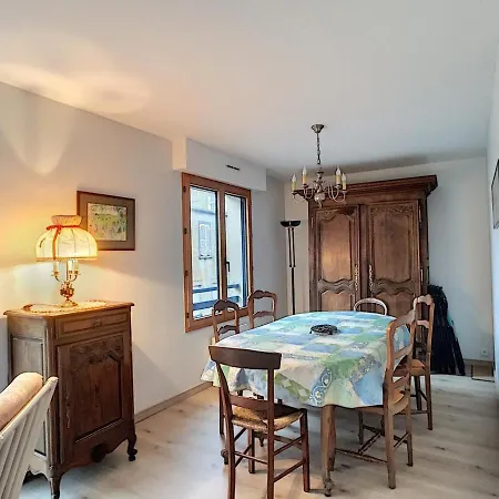 Grand Duplex En Centre-ville Avec Vue, A 50m De La Plage, Ascenseur, Et Wifi - Fr-1-361-165