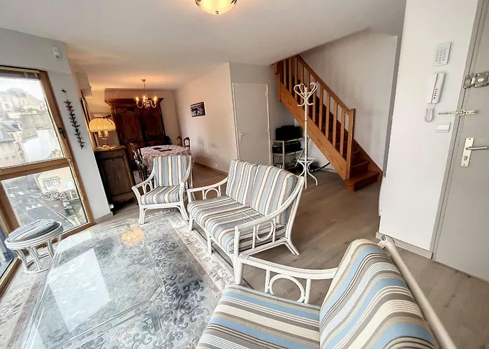 Apartmán Grand Duplex En Centre-ville Avec Vue, A 50m De La Plage, Ascenseur, Et Wifi - Fr-1-361-165