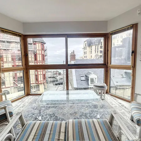Grand Duplex En Centre-ville Avec Vue, A 50m De La Plage, Ascenseur, Et Wifi - Fr-1-361-165 Apartment
