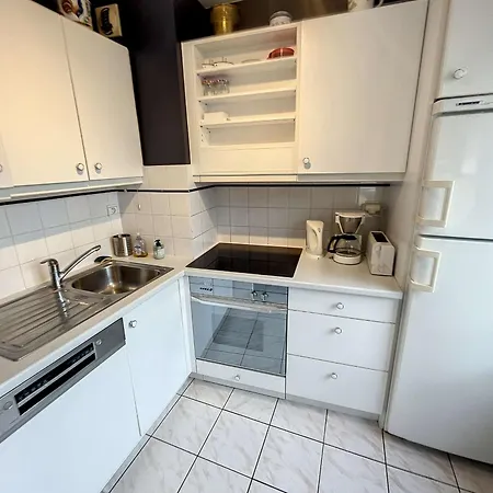 Grand Duplex En Centre-ville Avec Vue, A 50m De La Plage, Ascenseur, Et Wifi - Fr-1-361-165 Apartment Granville