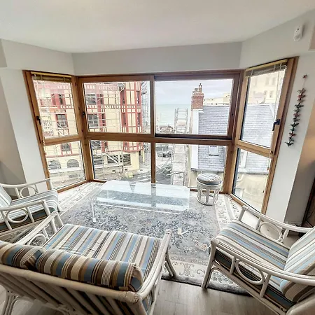 Grand Duplex En Centre-ville Avec Vue, A 50m De La Plage, Ascenseur, Et Wifi - Fr-1-361-165 *