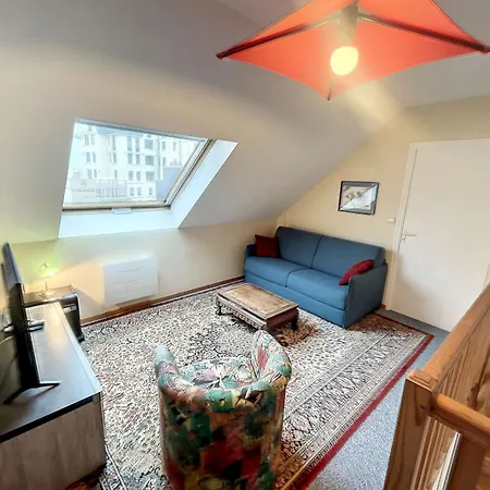 Grand Duplex En Centre-ville Avec Vue, A 50m De La Plage, Ascenseur, Et Wifi - Fr-1-361-165 شقة *