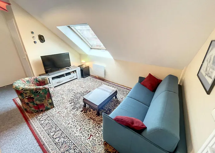 Grand Duplex En Centre-ville Avec Vue, à 50m De La Plage, Ascenseur, Et Wifi - Fr-1-361-165 Apartamento