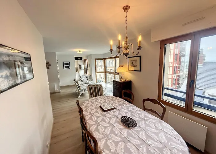 Daire Grand Duplex En Centre-ville Avec Vue, A 50m De La Plage, Ascenseur, Et Wifi - Fr-1-361-165 *