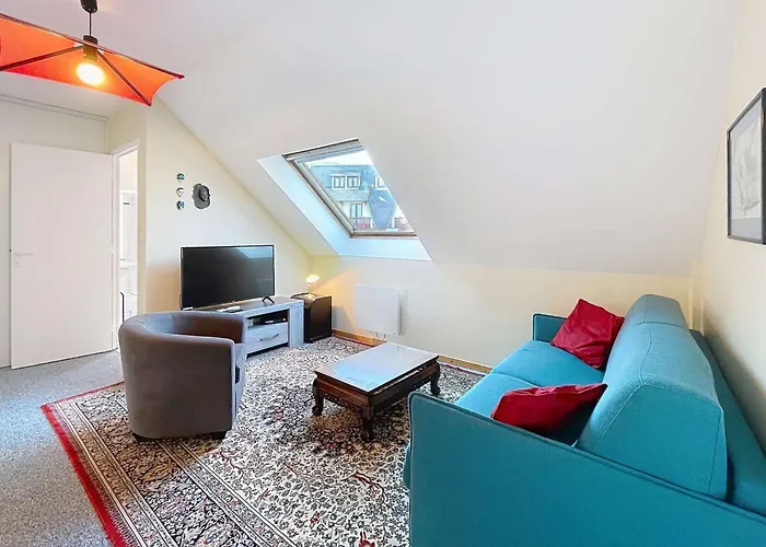 Grand Duplex En Centre-ville Avec Vue, A 50m De La Plage, Ascenseur, Et Wifi - Fr-1-361-165 *